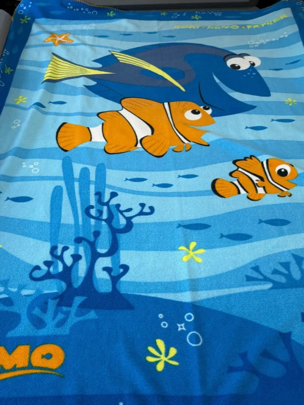 Disney Pixar Finding Nemo Dory Nemo Blue Fleece Throw Blanket Kids 46x60 Movie